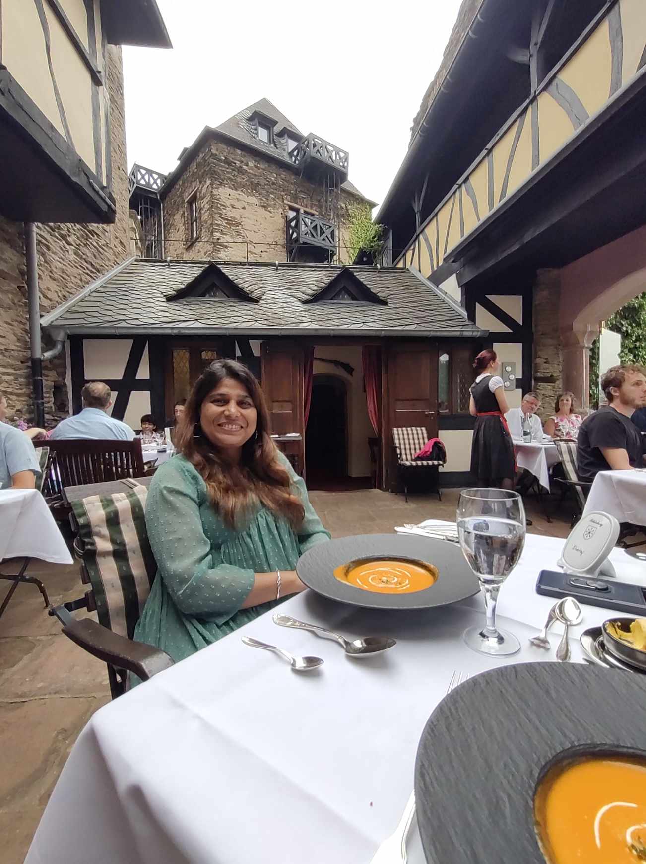 462569155_562173733433331_8022830033331880738_n