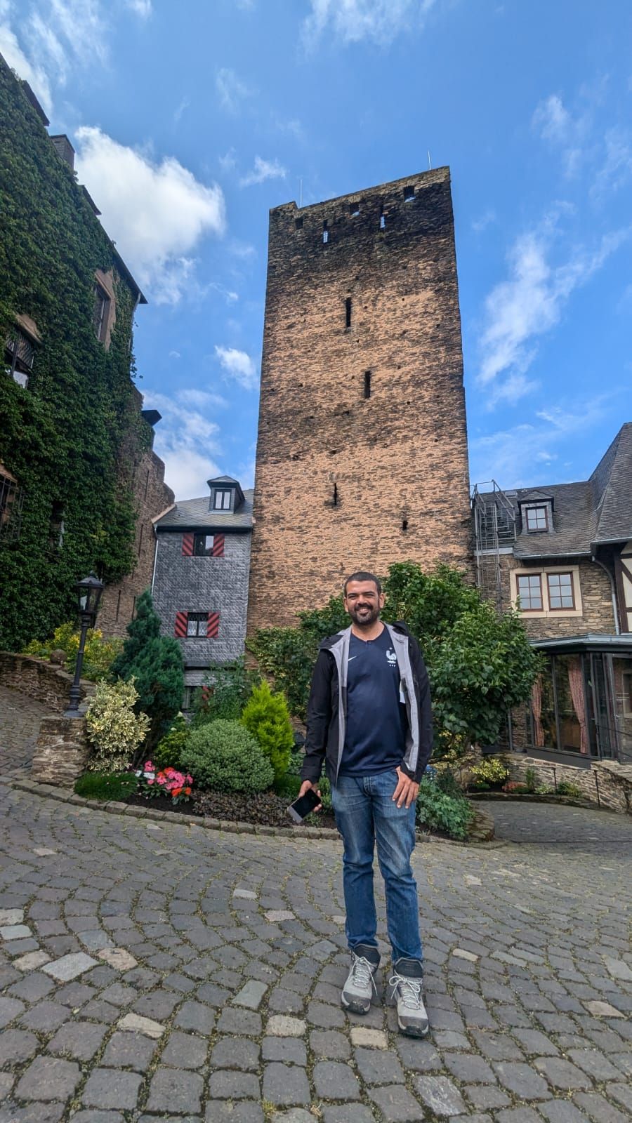 img-20241121-wa00265449398318907459984