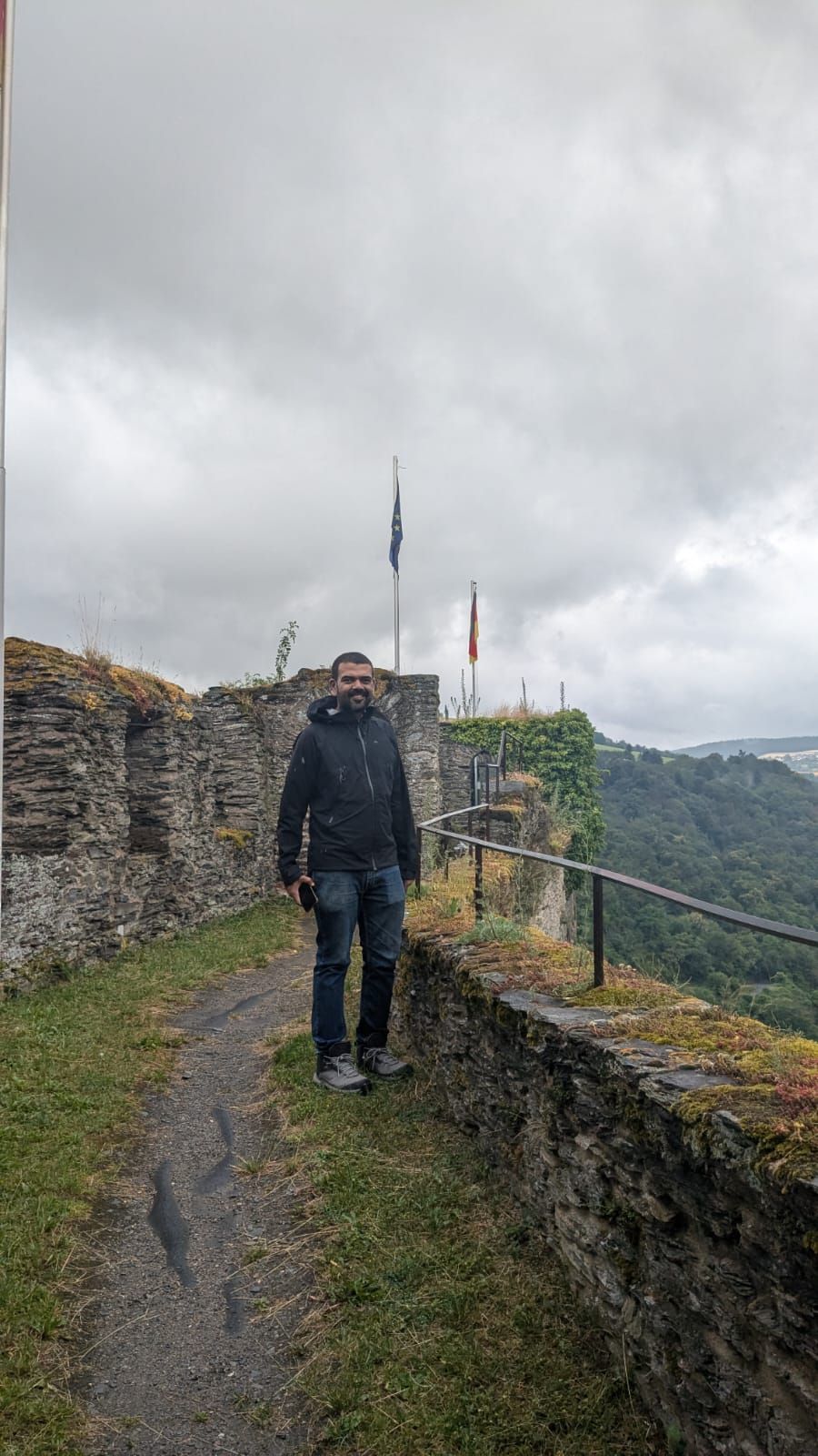 img-20241121-wa00481645412037033041240