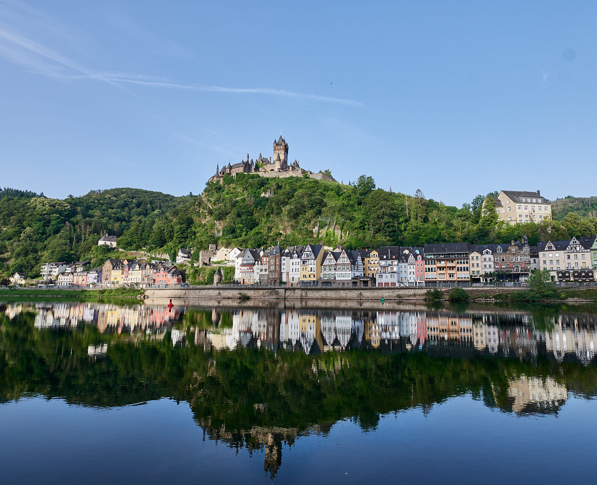 Catching reflections on the Moselle & visiting Burg Cochem – Rhine